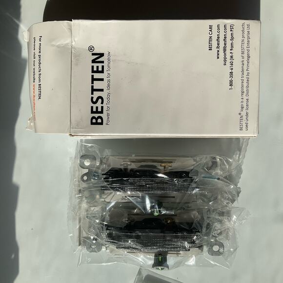 BESTTEN 1-Gang Mid-size Decorator Wall Plate Midway Outlet and Switch Cover - Picture 4 of 4